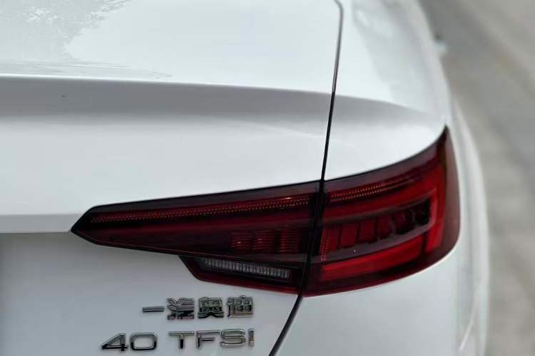 Used Audi A4L 2018 30th Anniversary Edition 40 TFSI Trendy Model Right Rear Taillight