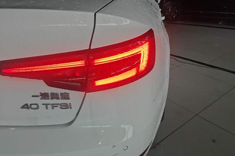 Used Audi A4L 2018 30th Anniversary Edition 40 TFSI Trendy Model Right Rear Taillight