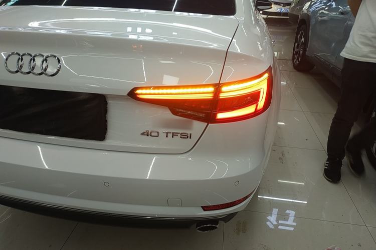 Used Audi A4L 2018 30th Anniversary Edition 40 TFSI Trendy Model Right Rear Taillight