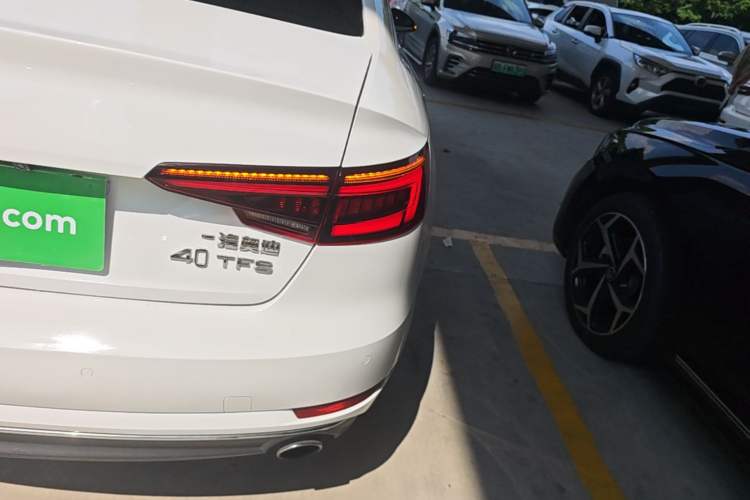 Used Audi A4L 2018 30th Anniversary Edition 40 TFSI Trendy Model Right Rear Taillight