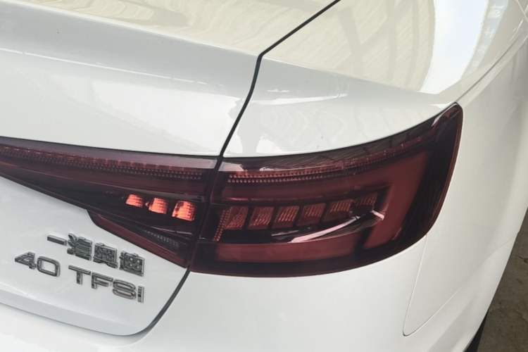 Used Audi A4L 2018 30th Anniversary Edition 40 TFSI Trendy Model Right Rear Taillight