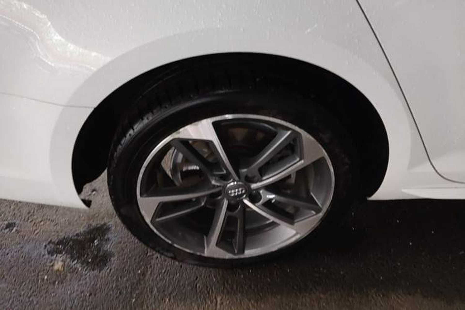 Used Audi A4L 2018 30th Anniversary Edition 40 TFSI Fashion Model Right Rear Wheel Hub