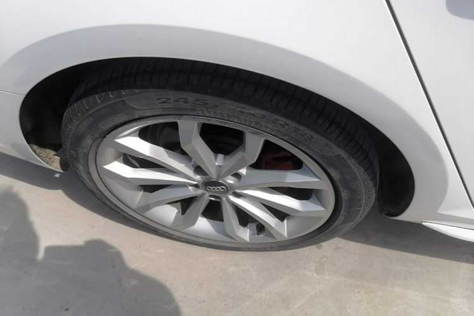 Used Audi A4L 2018 30th Anniversary Edition 40 TFSI Fashion Model Right Rear Wheel Hub