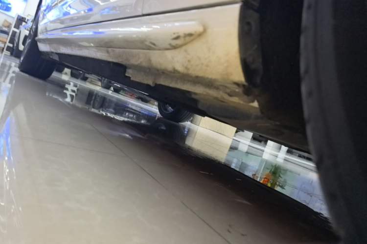 Used Audi A4L 2018 30th Anniversary Edition 40 TFSI Fashion Model Right Side Sill