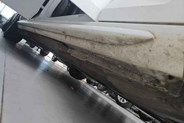 Used Audi A4L 2018 30th Anniversary Edition 40 TFSI Trendy Model Right Side Sill
