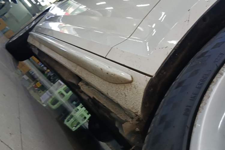 Used Audi A4L 2018 30th Anniversary Edition 40 TFSI Fashion Model Right Side Sill