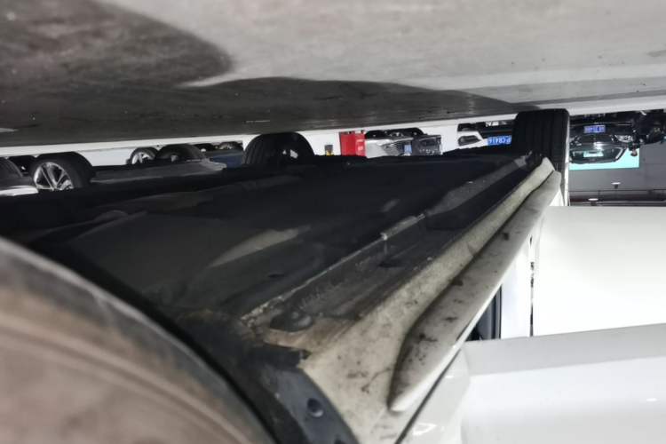 Used Audi A4L 2018 30th Anniversary Edition 40 TFSI Fashion Model Right Side Sill