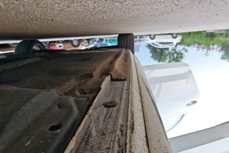 Used Audi A4L 2018 30th Anniversary Edition 40 TFSI Fashion Model Right Side Sill