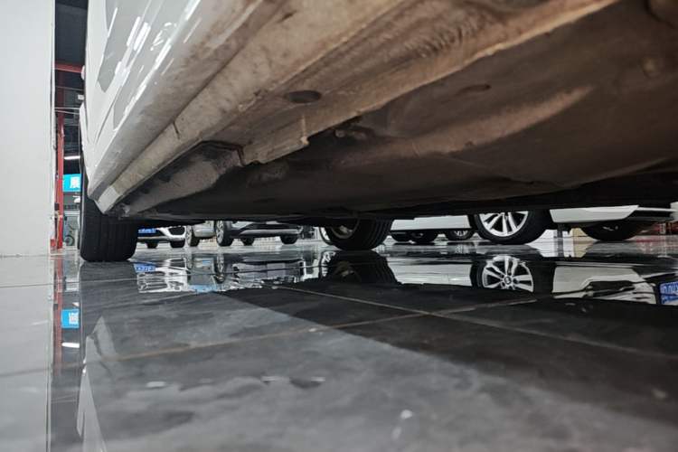 Used Audi A4L 2018 30th Anniversary Edition 40 TFSI Trendy Model Right Side Sill