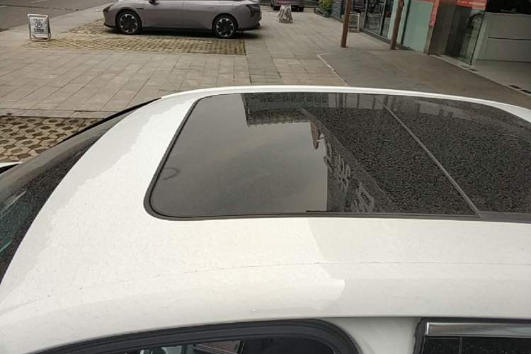 Used Audi A4L 2018 30th Anniversary Edition 40 TFSI Fashion Model Roof