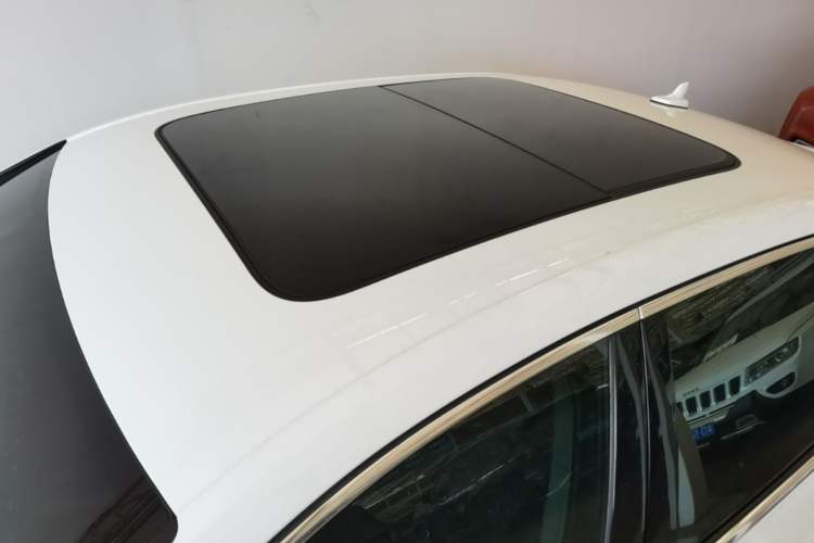 Used Audi A4L 2018 30th Anniversary Edition 40 TFSI Trendy Model Roof