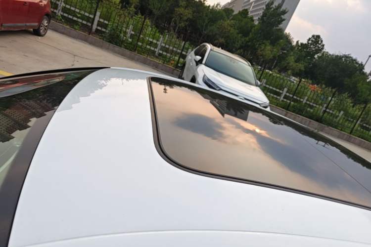 Used Audi A4L 2018 30th Anniversary Edition 40 TFSI Fashion Model Roof