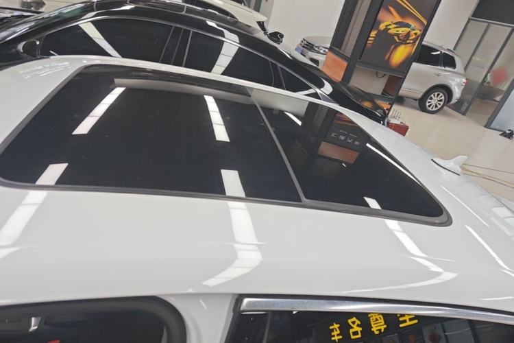 Used Audi A4L 2018 30th Anniversary Edition 40 TFSI Fashion Model Roof