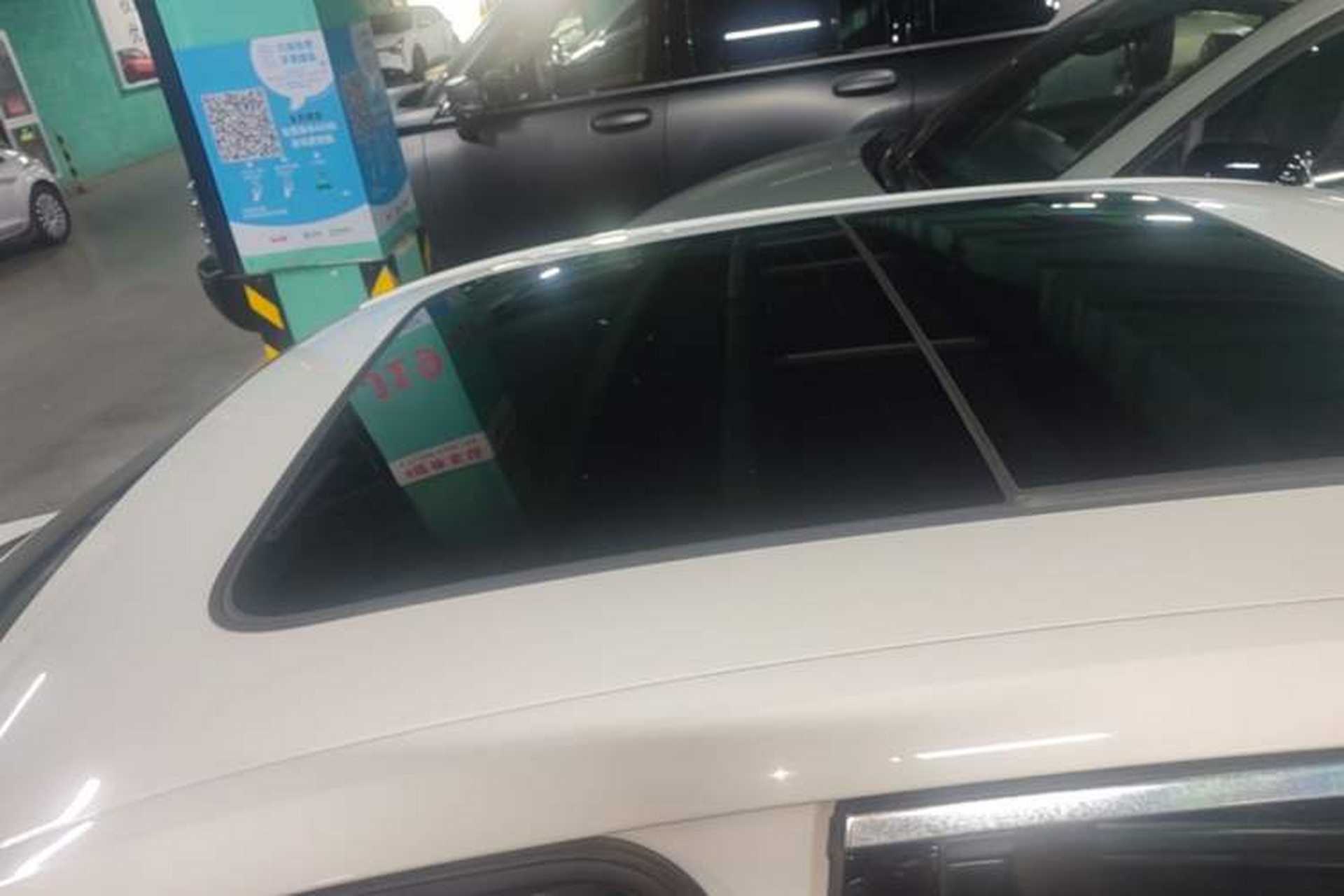 Used Audi A4L 2018 30th Anniversary Edition 40 TFSI Fashion Model Roof