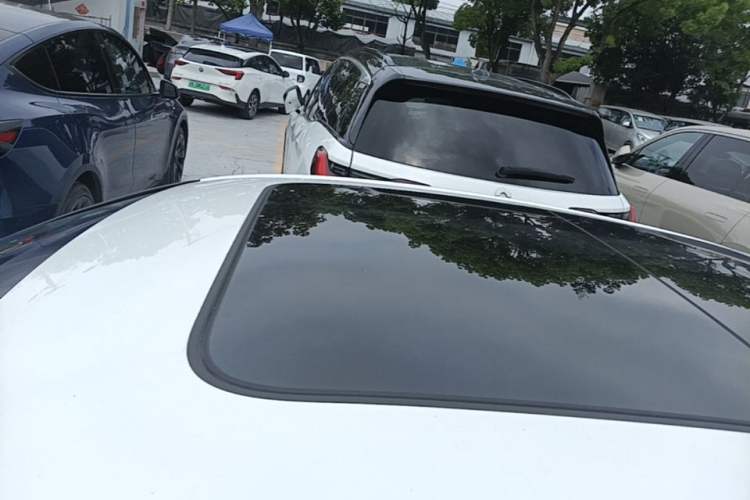 Used Audi A4L 2018 30th Anniversary Edition 40 TFSI Fashion Model Roof