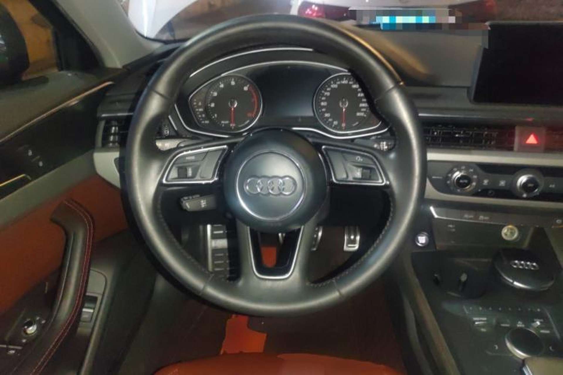 Used Audi A4L 2018 30th Anniversary Edition 30 TFSI Ambition Model Steering Wheel