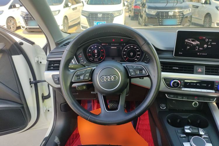 Used Audi A4L 2018 30th Anniversary Edition 40 TFSI Fashion Model Steering Wheel