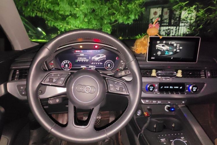 Used Audi A4L 2018 30th Anniversary Edition 40 TFSI Fashion Model Steering Wheel