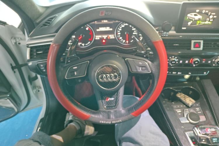 Used Audi A4L 2018 30th Anniversary Edition 40 TFSI Trendy Model Steering Wheel