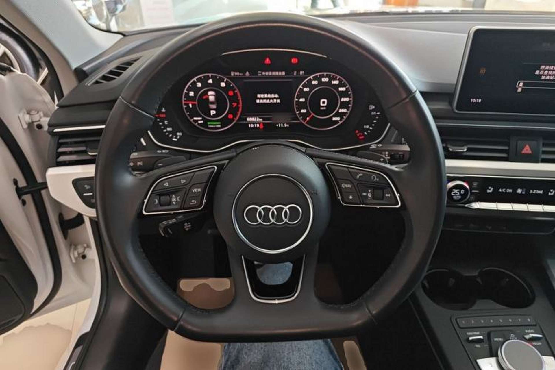Used Audi A4L 2018 30th Anniversary Edition 40 TFSI Sport Edition Steering Wheel