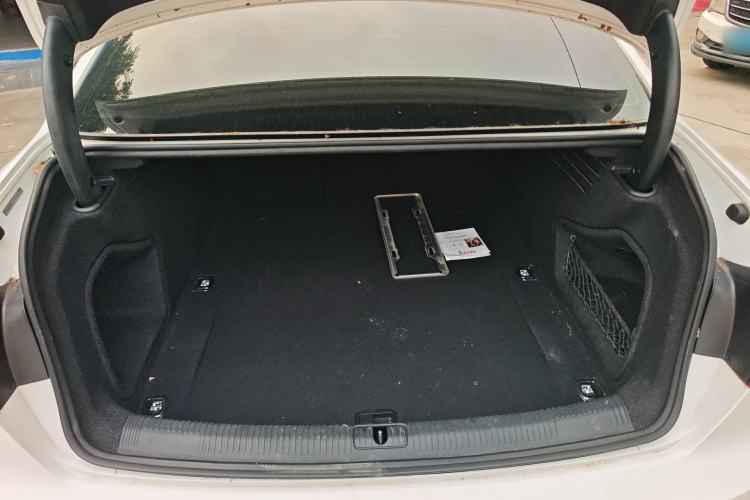 Used Audi A4L 2018 30th Anniversary Edition 40 TFSI Trendy Model Trunk