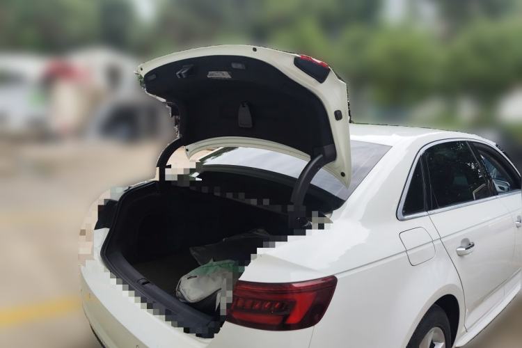Used Audi A4L 2018 30th Anniversary Edition 40 TFSI Trendy Model Trunk