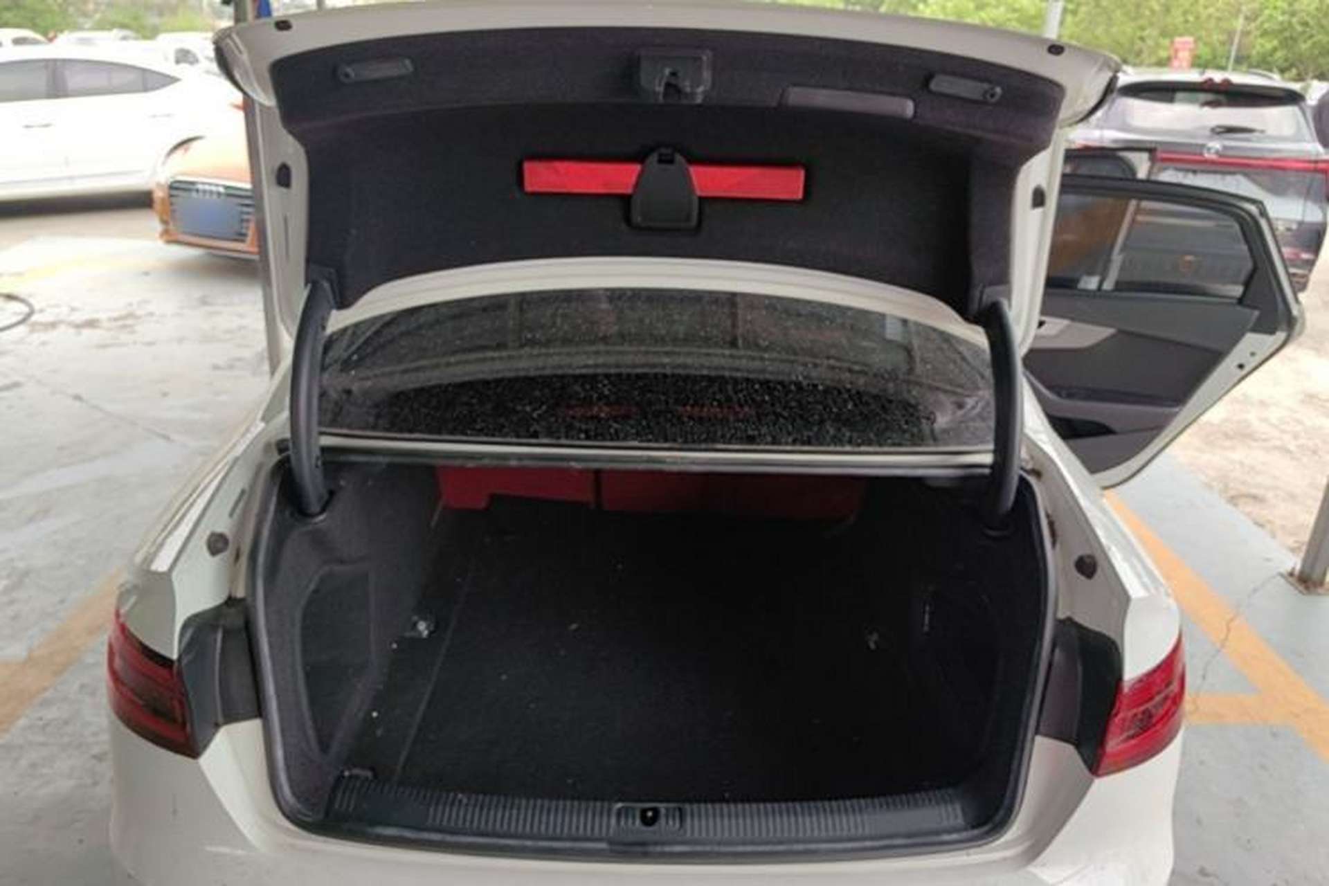 Used Audi A4L 2018 30th Anniversary Edition 40 TFSI Trendy Model Trunk