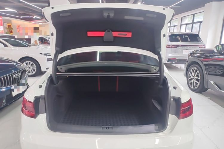 Used Audi A4L 2018 30th Anniversary Edition 40 TFSI Trendy Model Trunk