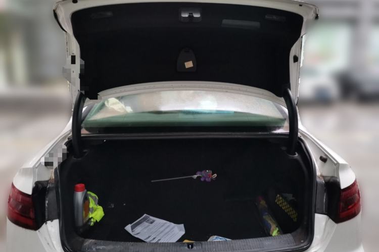 Used Audi A4L 2018 30th Anniversary Edition 40 TFSI Fashion Model Trunk