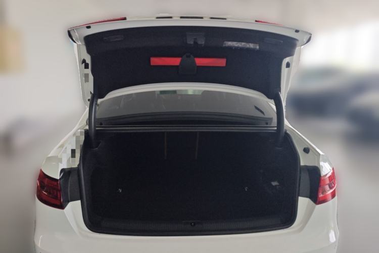 Used Audi A4L 2018 30th Anniversary Edition 40 TFSI Trendy Model Trunk