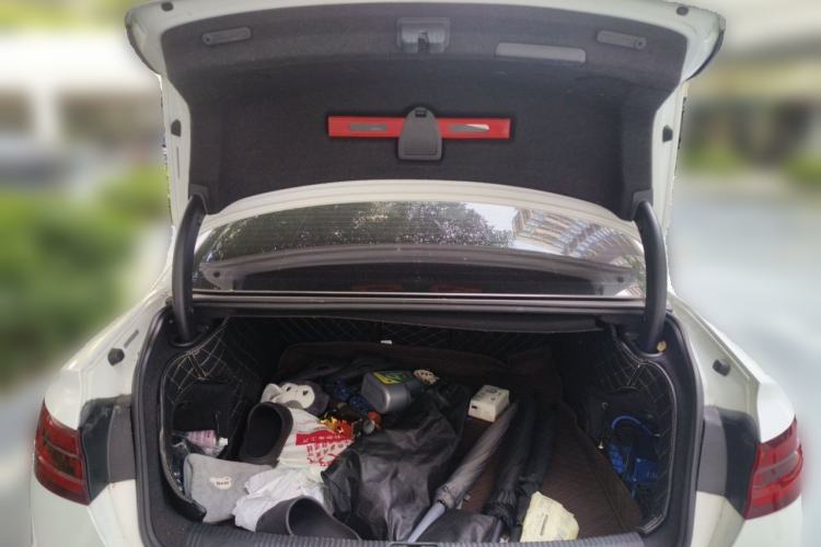 Used Audi A4L 2018 30th Anniversary Edition 40 TFSI Fashion Model Trunk
