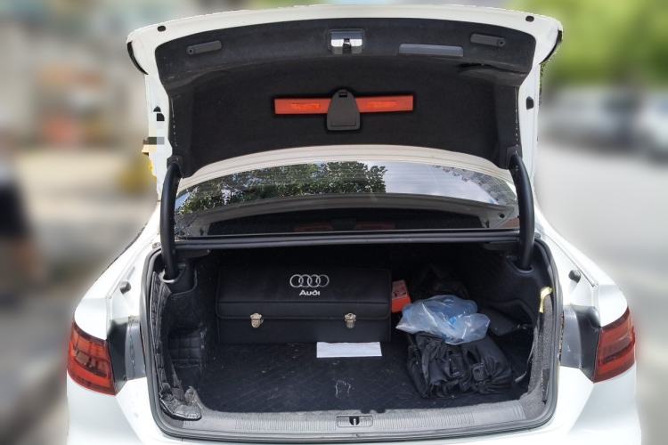 Used Audi A4L 2018 30th Anniversary Edition 40 TFSI Trendy Model Trunk