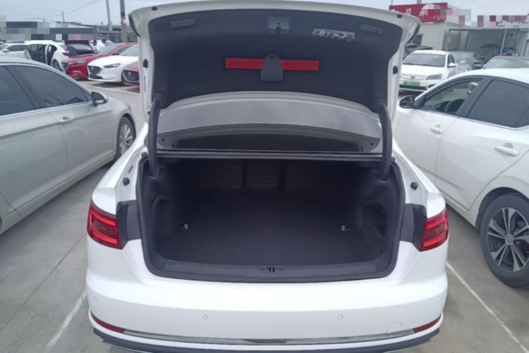 Used Audi A4L 2018 30th Anniversary Edition 40 TFSI Trendy Model Trunk