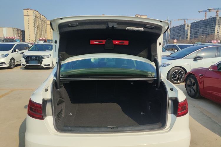Used Audi A4L 2018 30th Anniversary Edition 40 TFSI Fashion Model Trunk