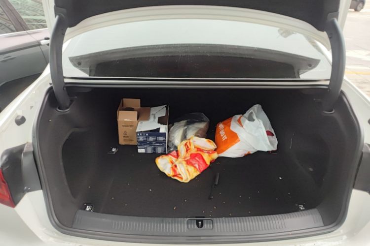 Used Audi A4L 2018 30th Anniversary Edition 40 TFSI Trendy Model Trunk