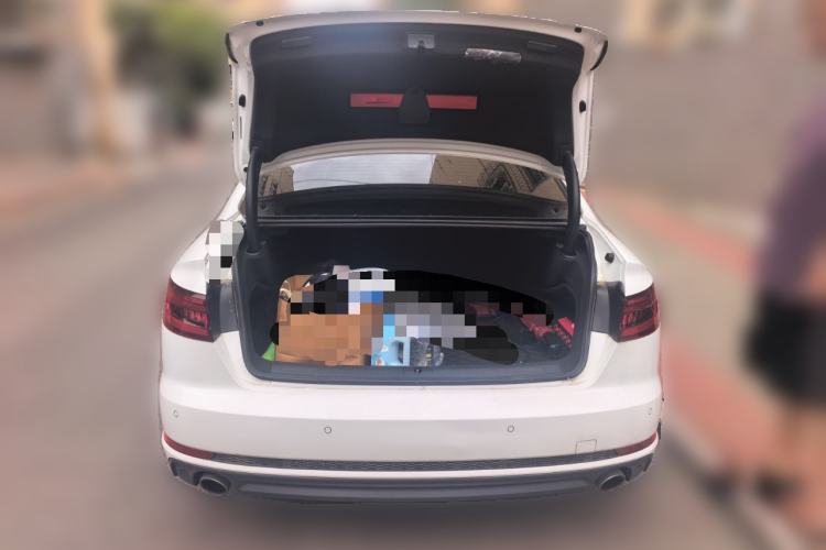 Used Audi A4L 2018 30th Anniversary Edition 40 TFSI Fashion Model Trunk