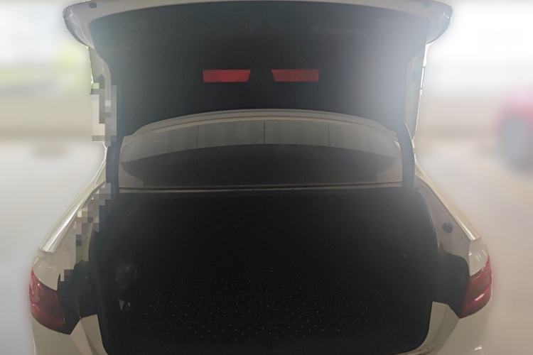 Used Audi A4L 2018 30th Anniversary Edition 40 TFSI Fashion Model Trunk