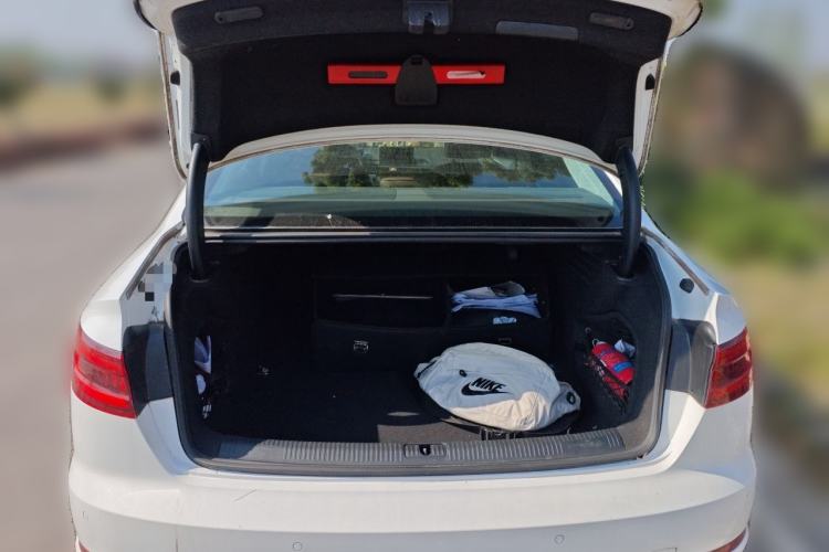 Used Audi A4L 2018 30th Anniversary Edition 40 TFSI Fashion Model Trunk