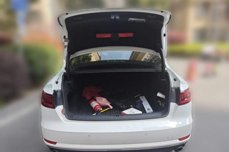 Used Audi A4L 2018 30th Anniversary Edition 40 TFSI Trendy Model Trunk