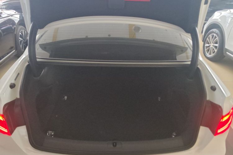 Used Audi A4L 2018 30th Anniversary Edition 40 TFSI Trendy Model Trunk