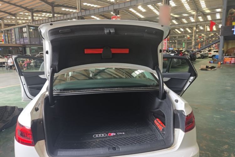 Used Audi A4L 2018 30th Anniversary Edition 45 TFSI quattro Individual Sport Edition Trunk