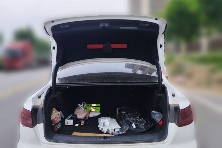 Used Audi A4L 2018 30th Anniversary Edition 40 TFSI Fashion Model Trunk