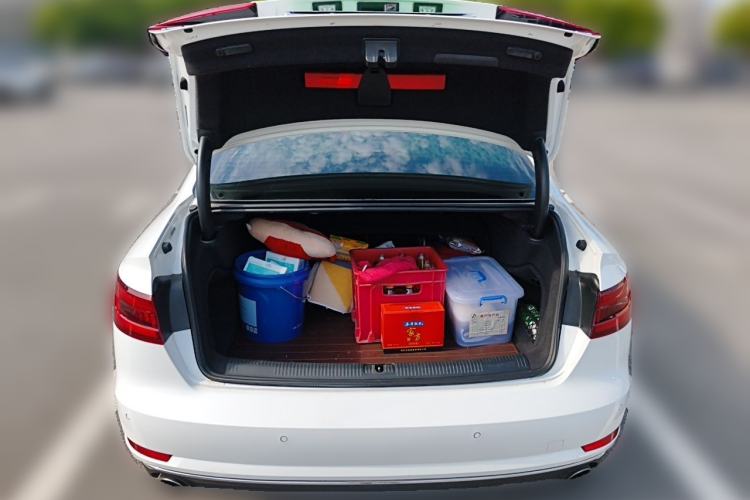 Used Audi A4L 2018 30th Anniversary Edition 40 TFSI Fashion Model Trunk