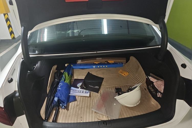 Used Audi A4L 2018 30th Anniversary Edition 40 TFSI Fashion Model Trunk