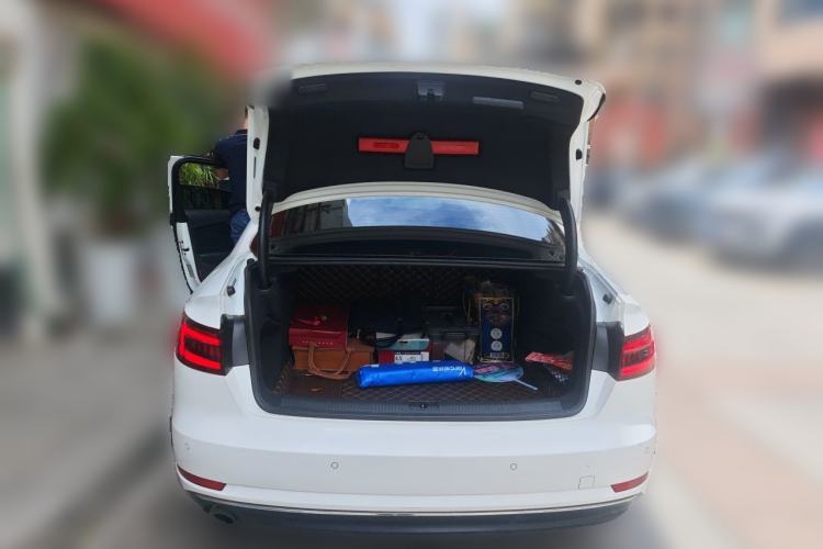 Used Audi A4L 2018 30th Anniversary Edition 30 TFSI Ambition Model Trunk
