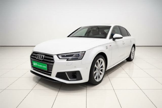 Audi A4L 2018 30th Anniversary Edition 40 TFSI Fashion Model с пробегом