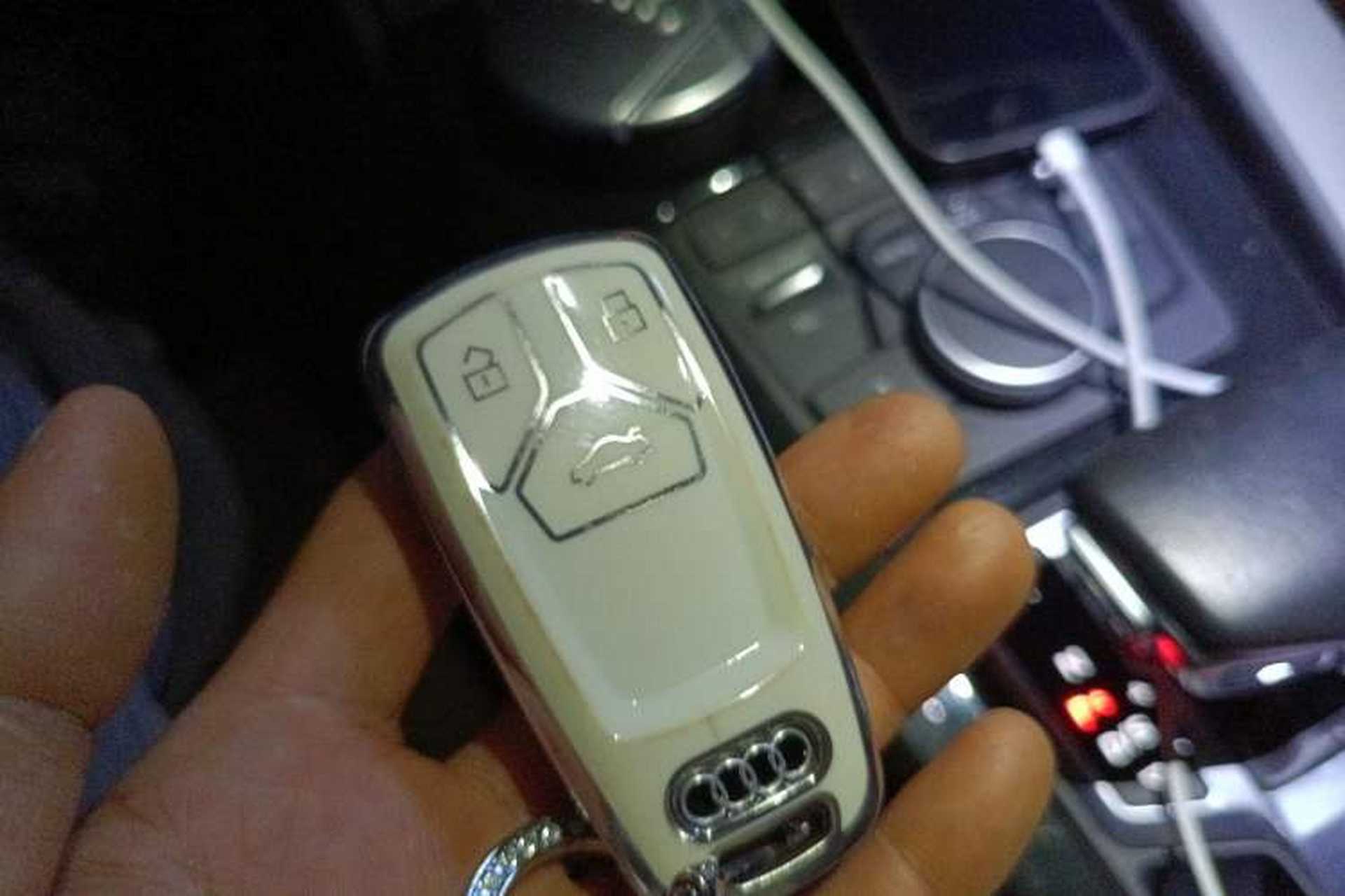 Used Audi A4L 2018 30th Anniversary Edition 30 TFSI Ambition Model Vehicle Key