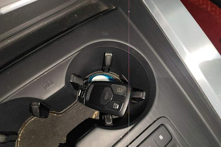 Used Audi A4L 2018 30th Anniversary Edition 40 TFSI Fashion Model Vehicle Key