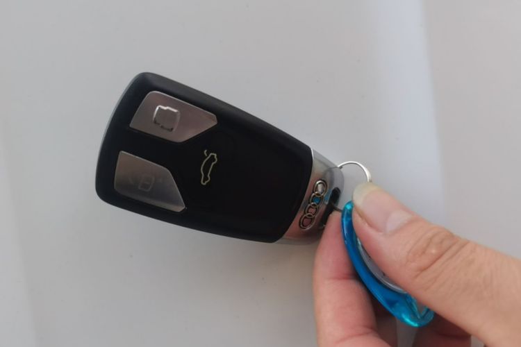 Used Audi A4L 2018 30th Anniversary Edition 45 TFSI quattro Individual Sport Edition Vehicle Key