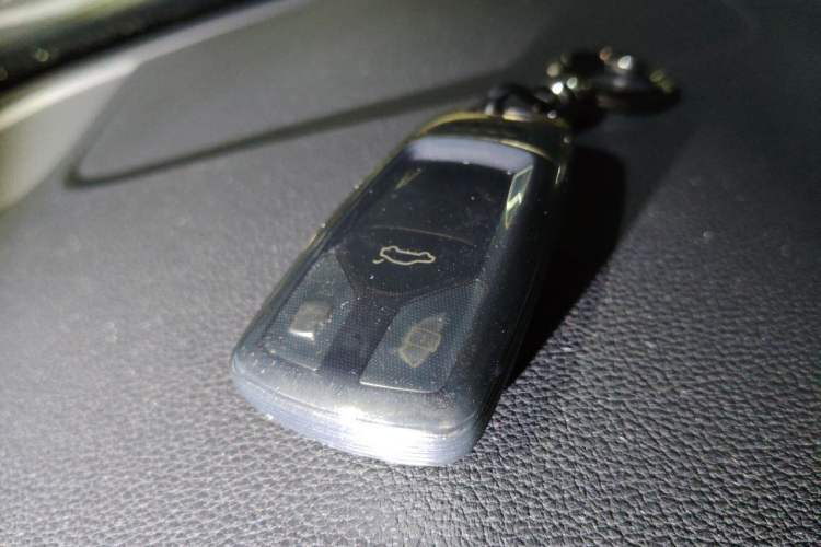 Used Audi A4L 2018 30th Anniversary Edition 40 TFSI Fashion Model Vehicle Key
